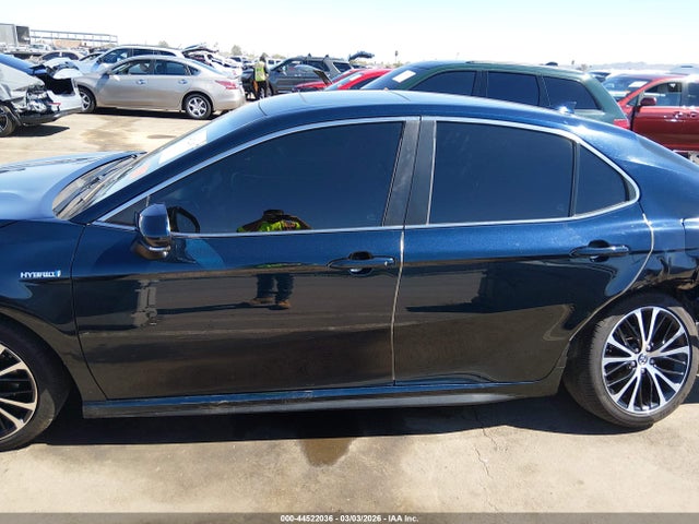 4T1B21HKXKU512712 Toyota Camry Hybrid Se