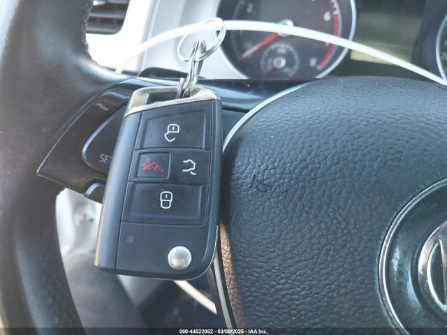 Продаж на аукціоні авто 2016 Volkswagen Golf Tsi Se 4-door, vin: 3VW217AU1GM016440, номер лоту: 44522052