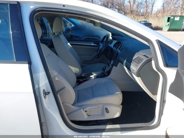 Продаж на аукціоні авто 2016 Volkswagen Golf Tsi Se 4-door, vin: 3VW217AU1GM016440, номер лоту: 44522052