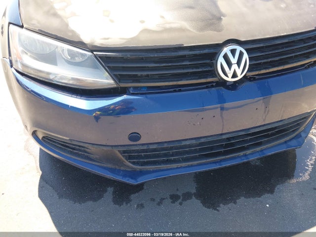 Продажа на аукционе авто 2014 Volkswagen Jetta 1.8t Se, vin: 3VWD17AJ6EM428252, номер лота: 44522096
