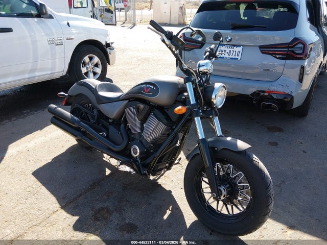2015 VICTORY MOTORCYCLES GUNNER 5VPLB36N0F3045251