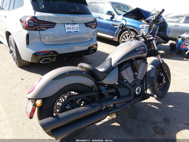 2015 VICTORY MOTORCYCLES GUNNER 5VPLB36N0F3045251 Photo 3