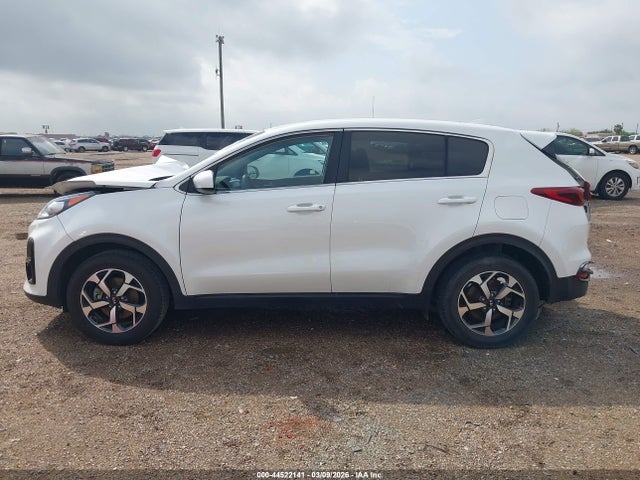 2022 Kia Sportage Lx მანქანა იყიდება აუქციონზე, vin: KNDPM3AC1N7957815, აუქციონის ნომერი: 44522141