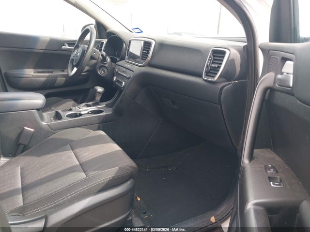 2022 Kia Sportage Lx მანქანა იყიდება აუქციონზე, vin: KNDPM3AC1N7957815, აუქციონის ნომერი: 44522141