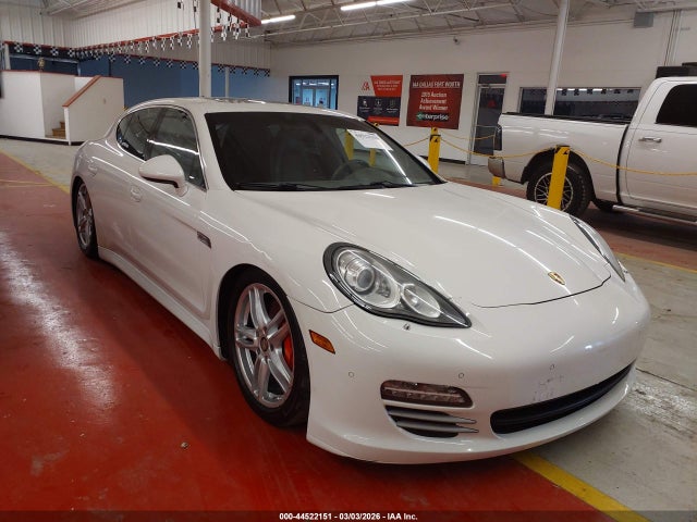 2011 PORSCHE PANAMERA WP0AB2A72BL062930
