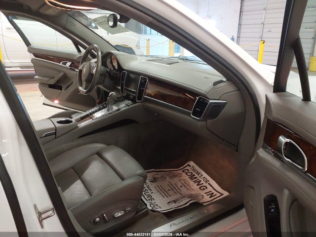 2011 PORSCHE PANAMERA WP0AB2A72BL062930 Photo 4