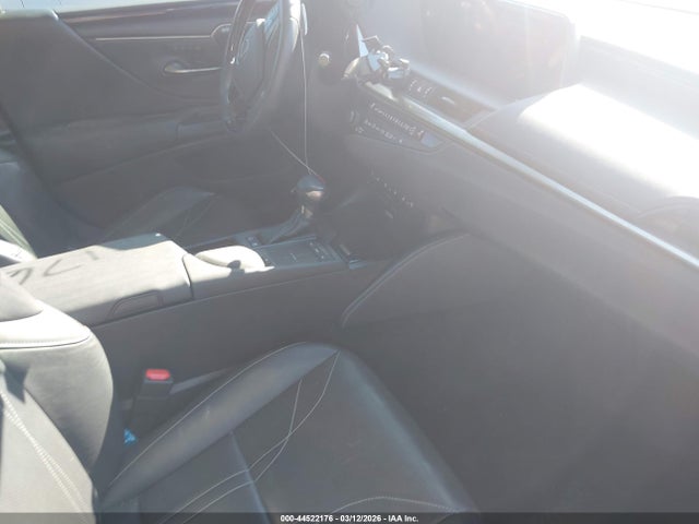 2020 Lexus Es 300h Ultra Luxury მანქანა იყიდება აუქციონზე, vin: 58AF21B19LU009247, აუქციონის ნომერი: 44522176