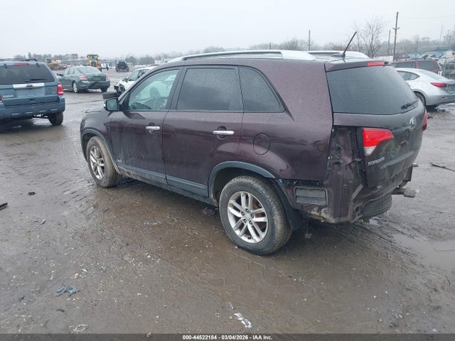 KIA SORENTO LX 2014 5XYKTCA61EG439620 Image 3