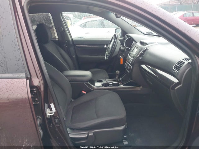 KIA SORENTO LX 2014 5XYKTCA61EG439620 Image 5