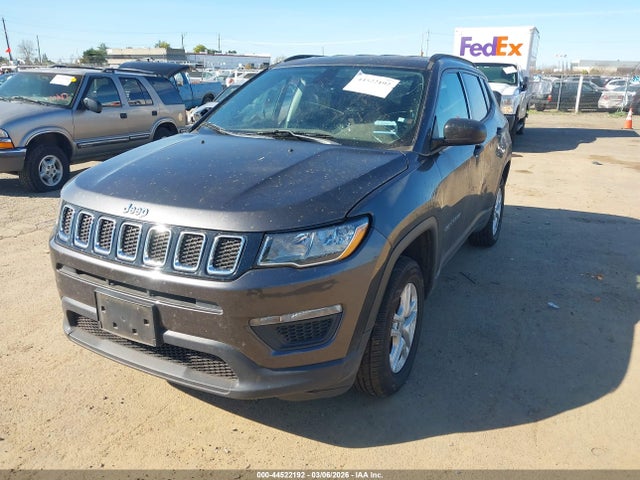 Jeep Compass Sport 4x4 2018 3C4NJDAB9JT373326 Image 2