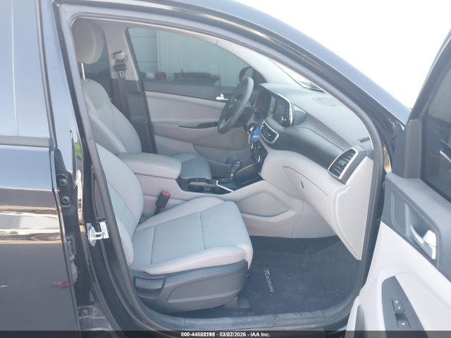 KM8J23A47MU314577 Hyundai TUCSON SE