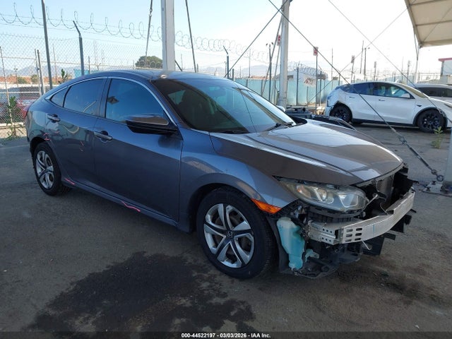 Honda Civic Lx 2016 2HGFC2F52GH541560 zdjęcie główne