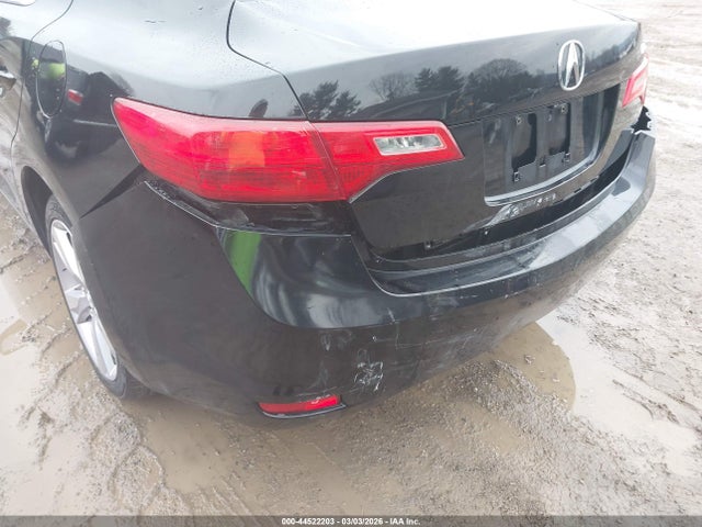44522203 :رقم المزاد ، 19VDE1F36FE008641 vin ، 2015 Acura Ilx 2.0l مزاد بيع