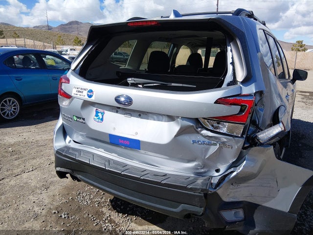 JF2SKAJC1MH430324 Subaru Forester Premium