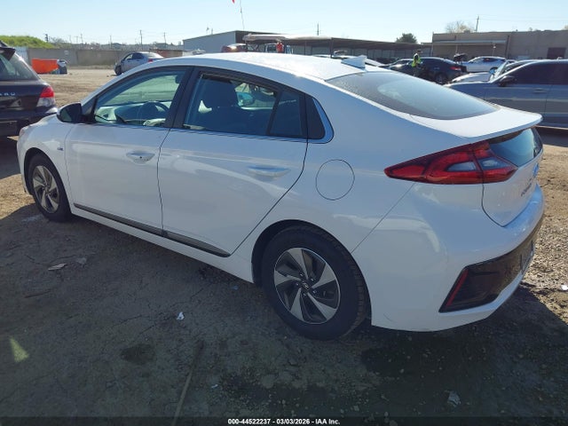KMHC75LC0HU039411 Hyundai Ioniq Hybrid Sel