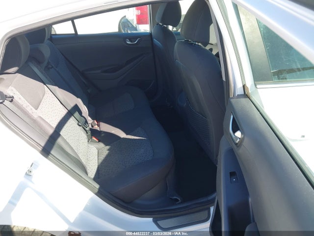 KMHC75LC0HU039411 Hyundai Ioniq Hybrid Sel