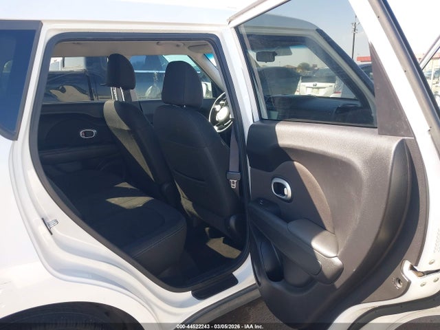 KIA SOUL + 2018 KNDJP3A50J7537391 Image 8