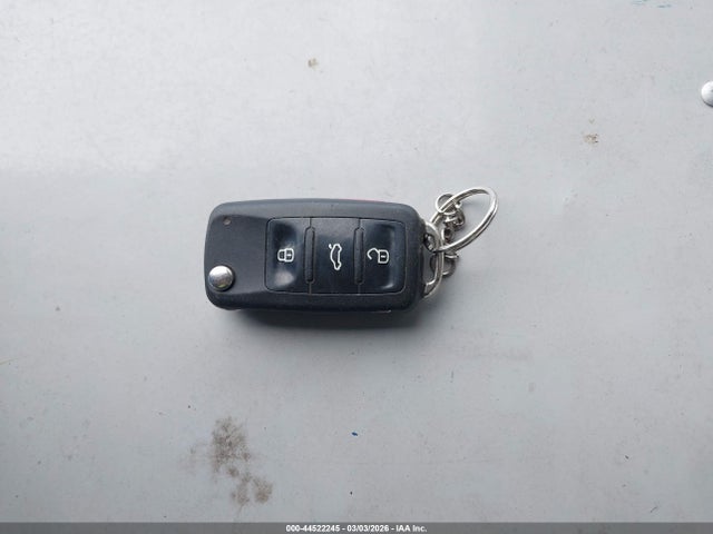 WVGTV7AX2HW505559 Volkswagen Tiguan 2.0t Sport