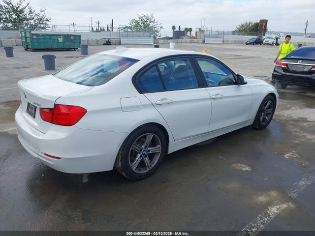 WBA3C1C53EK114181 BMW 328I