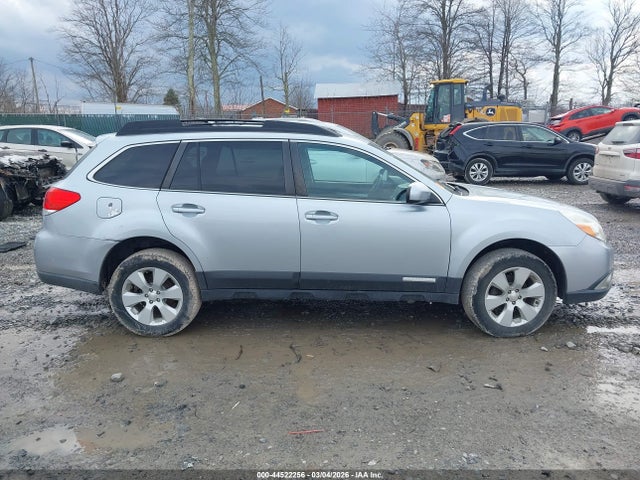 44522256 :رقم المزاد ، 4S4BRCCC8C3231264 vin ، 2012 Subaru Outback 2.5i Premium مزاد بيع