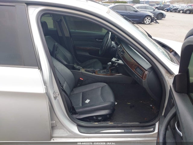 44522278 :رقم المزاد ، WBAPK5C5XAA653196 vin ، 2010 Bmw 328i Xdrive مزاد بيع
