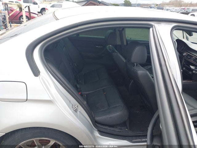 44522278 :رقم المزاد ، WBAPK5C5XAA653196 vin ، 2010 Bmw 328i Xdrive مزاد بيع