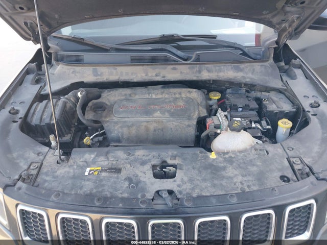3C4NJCAB5JT374399 Jeep Compass Sport Fwd