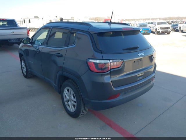 3C4NJCAB5JT374399 Jeep Compass Sport Fwd