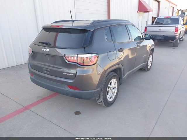 3C4NJCAB5JT374399 Jeep Compass Sport Fwd