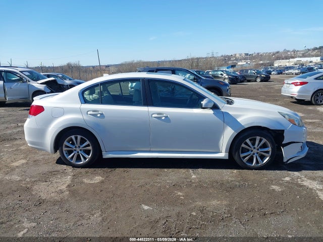 Aukcja sprzedaży 2014 Subaru Legacy 2.5i Limited, vin: 4S3BMBM69E3021068, numer aukcji: 44522311