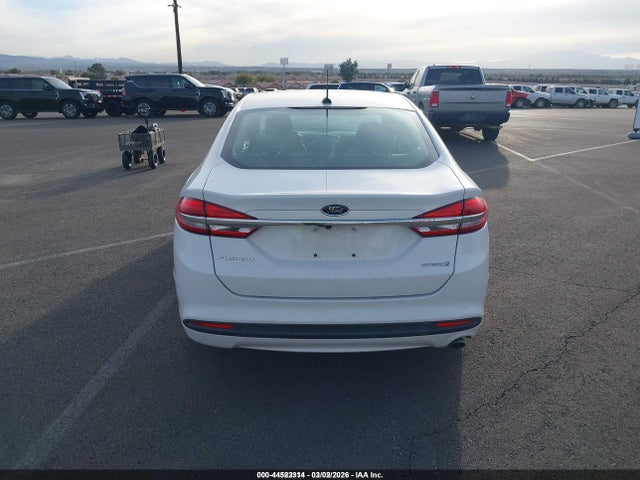 3FA6P0UU0JR254611 Ford Fusion Hybrid S
