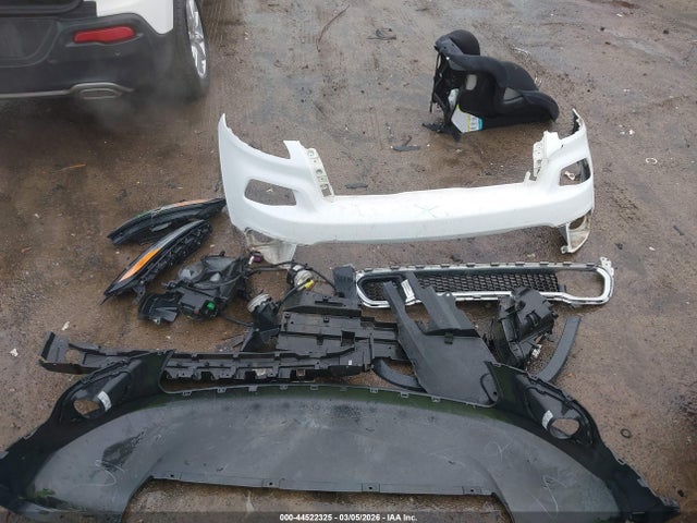 2016 Jeep Cherokee Limited მანქანა იყიდება აუქციონზე, vin: 1C4PJMDS2GW197355, აუქციონის ნომერი: 44522325
