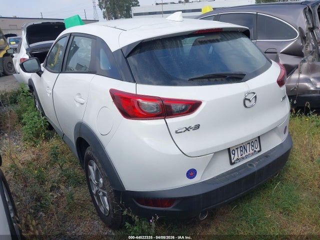 2019 MAZDA CX-3 JM1DKDB71K1409683 Photo 2