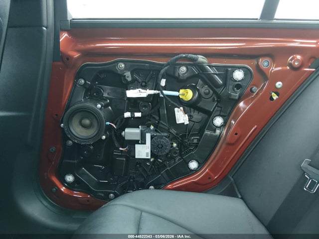 44522343 :رقم المزاد ، 3MW5R7J05L8B23609 vin ، 2020 Bmw 330i Xdrive مزاد بيع
