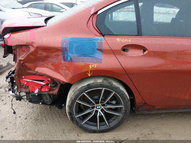 44522343 :رقم المزاد ، 3MW5R7J05L8B23609 vin ، 2020 Bmw 330i Xdrive مزاد بيع