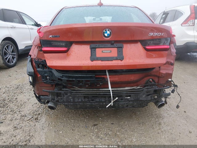 44522343 :رقم المزاد ، 3MW5R7J05L8B23609 vin ، 2020 Bmw 330i Xdrive مزاد بيع