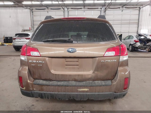 44522349 :رقم المزاد ، 4S4BRCCC5D3271304 vin ، 2013 Subaru Outback 2.5i Premium مزاد بيع