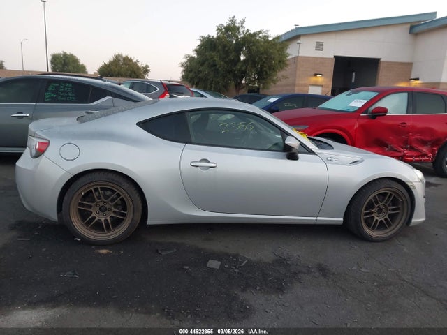 Scion FR-S 2014 JF1ZNAA18E9709869 Image 13