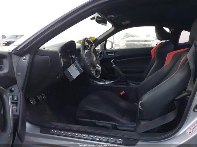Scion FR-S 2014 JF1ZNAA18E9709869 Image 5