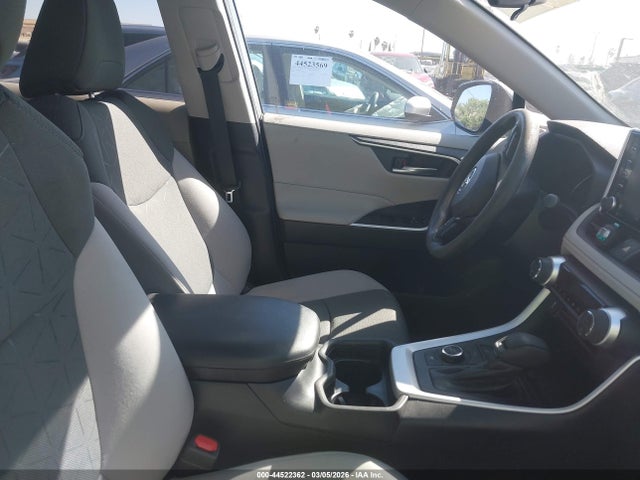 2021 TOYOTA RAV4 HYBRID 4T3RWRFV0MU017184 Photo 4