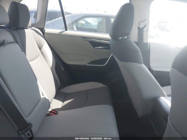 2021 TOYOTA RAV4 HYBRID 4T3RWRFV0MU017184 Photo 7