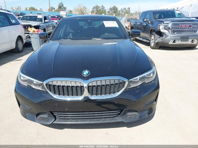 3MW5R1J00N8C53880 BMW 330I