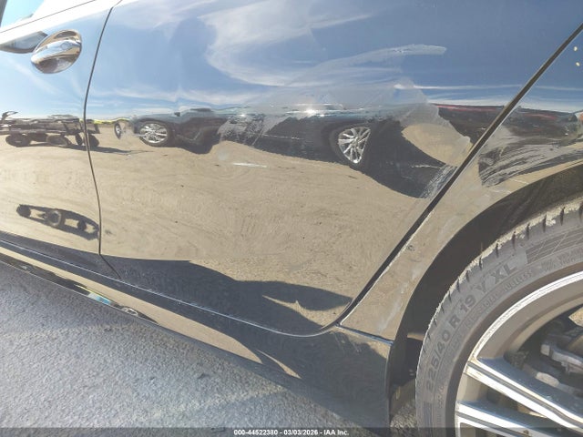 3MW5R1J00N8C53880 BMW 330I