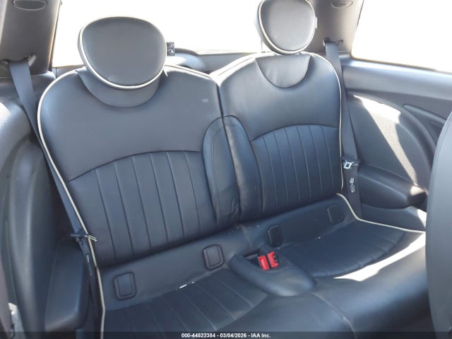 2010 MINI COOPER S WMWMF7C59ATZ70958 Photo 7