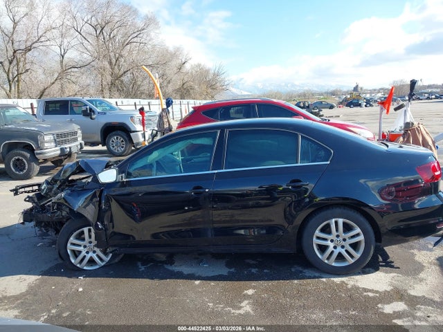 Продаж на аукціоні авто 2017 Volkswagen Jetta 1.4t S, vin: 3VW2B7AJ1HM252882, номер лоту: 44522425