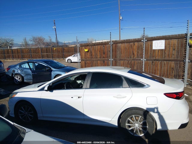 44522468 :رقم المزاد ، 5NPE24AAXJH670237 vin ، 2018 Hyundai Sonata Eco مزاد بيع