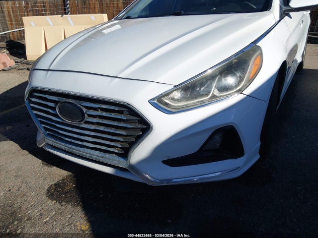 44522468 :رقم المزاد ، 5NPE24AAXJH670237 vin ، 2018 Hyundai Sonata Eco مزاد بيع