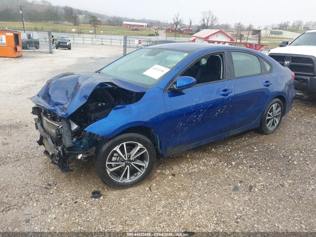 3KPF24AD9PE507381 KIA Forte Lxs