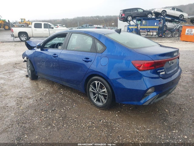 3KPF24AD9PE507381 KIA Forte Lxs