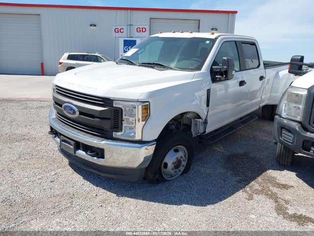 Ford F-350 Xl 2019 1FT8W3D62KEF35287 Image 2